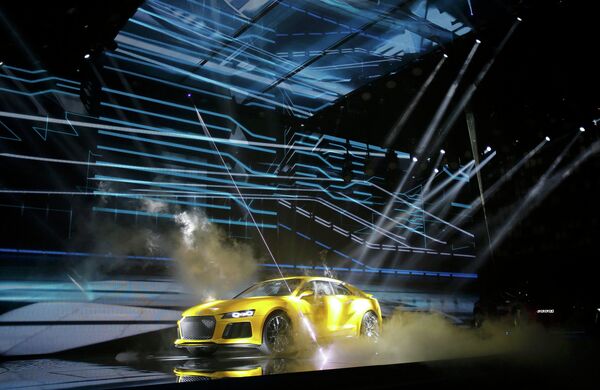 Автомобиль Audi Sport Quattro на пресс-показе автосалона во Франкфурте-на-Майне