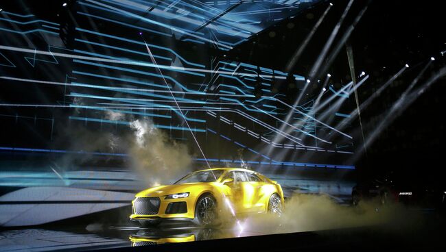 Автомобиль Audi Sport Quattro на пресс-показе автосалона во Франкфурте-на-Майне