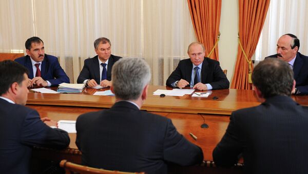 В.Путин провел встречу с избранными главами субъектов РФ. Фото с места события