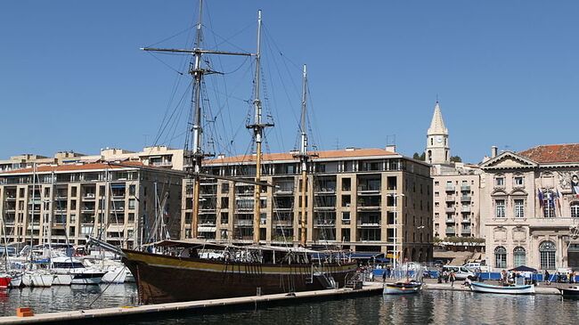 Плавучий ресторан Le Marseillois. Архивное фото