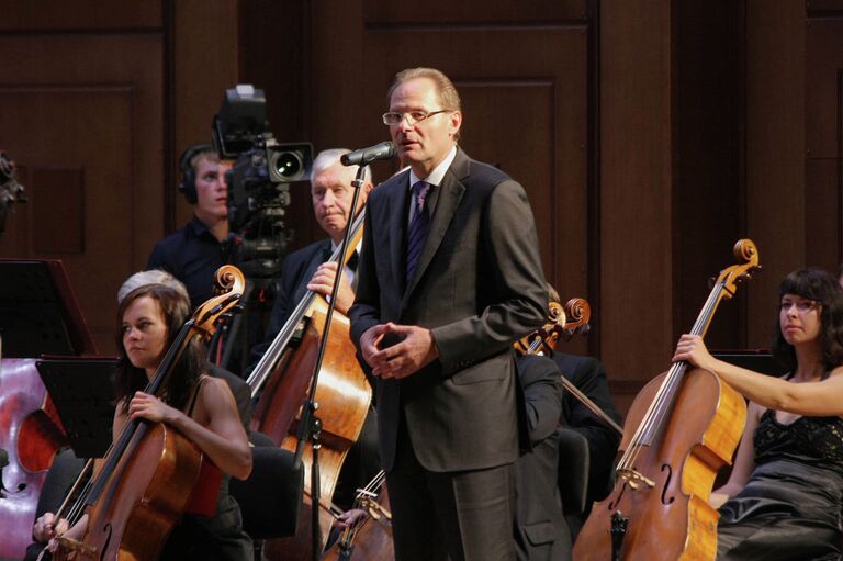 Губернатор Василий Юрченко на открытии нового Концертного зала в Новосибирске. Фото с места событий