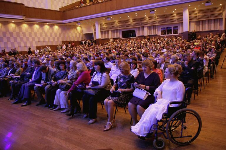 Новый Концертный зал в Новосибирске в день открытия