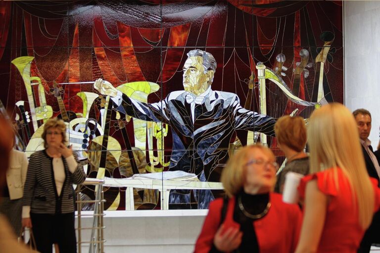 Новый Концертный зал в Новосибирске в день открытия