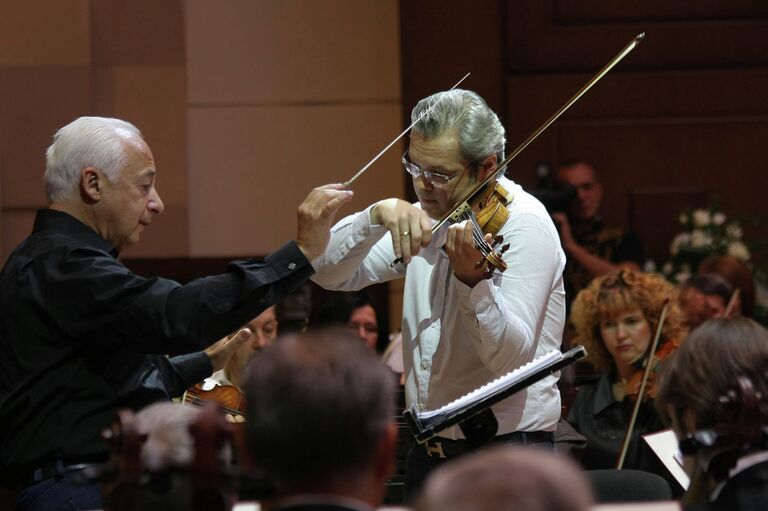 Владимир Спиваков и Вадим Репин открыли новый Концертный зал в Новосибирске. Фото с места события