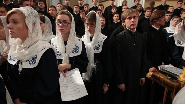 Богослужение в Свято-Троицком соборе, фото с места события