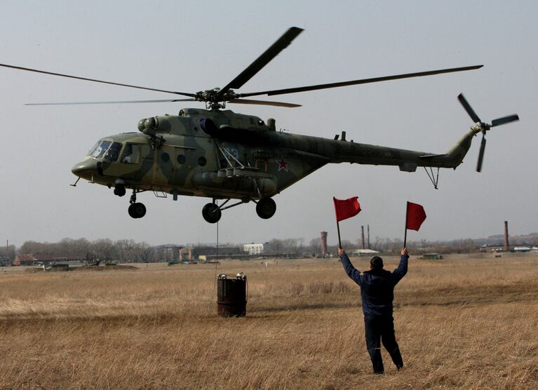 Транспортный вертолет Ми-8