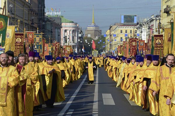 Празднование 300-летия Александро-Невской лавры в Санкт-Петербурге