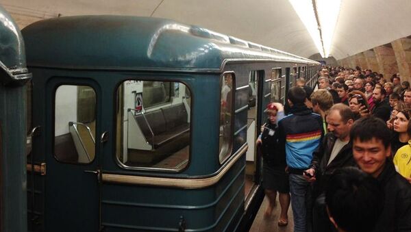 Движение поездов прервано на серой ветке московского метро