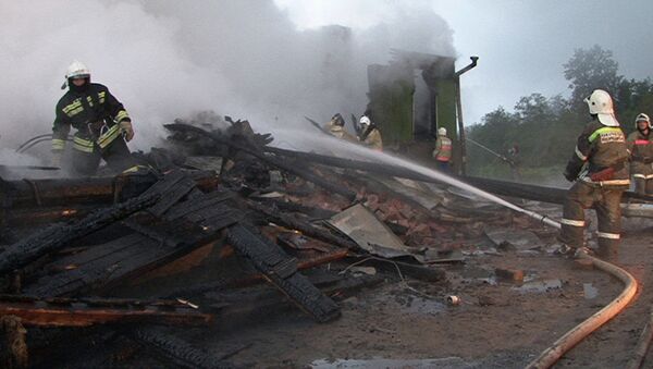 Пожар в интернате в Новгородской области, фото с места событий