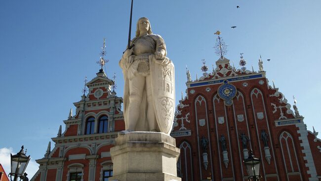 Памятник епископу Альберту