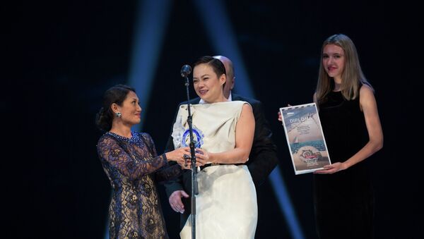 Вручение гран-при кинофестиваля Меридианы Тихого во Владивостоке. Фото с места события.