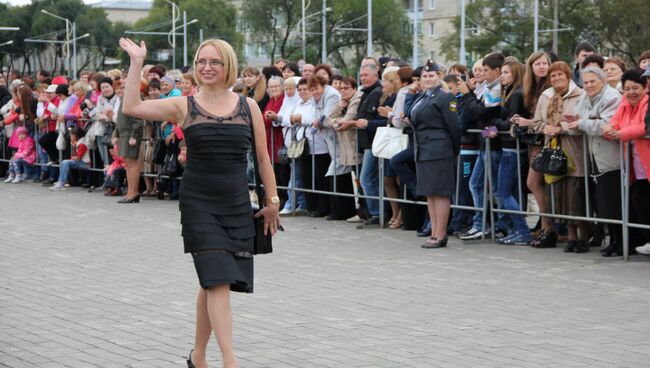 Актриса Ирина Мазуркевич на открытии фестиваля Амурская осень, фото с места события Актриса Ирина Мазуркевич на открытии фестиваля Амурская осень, фото с места события