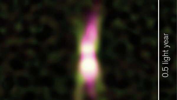 Струи высокоэнергичных частиц, исходящие от звезды IRAS 15445-5449