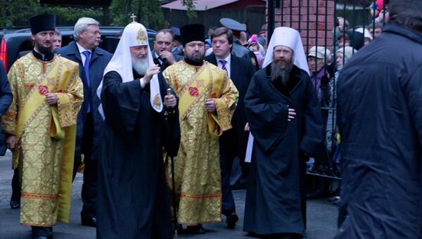 Патриарх подарил икону Святого Владимира томскому собору