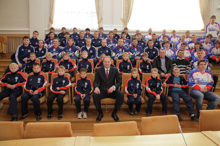 Губернатор Новосибирской области Василий Юрченко Губернатор Новосибирской области Василий Юрченко