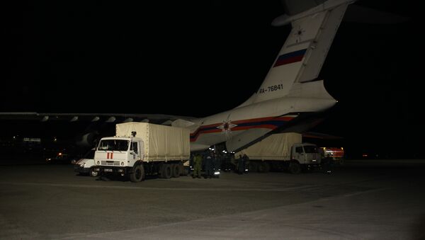 Новосибирские спасатели вернулись с Дальнего Востока самолетом МЧС