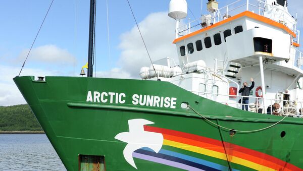 Судно Greenpeace Арктик Санрайз, архивное фото