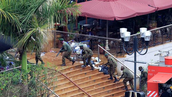 Военные у торгового центра в Найроби, 24 сентября