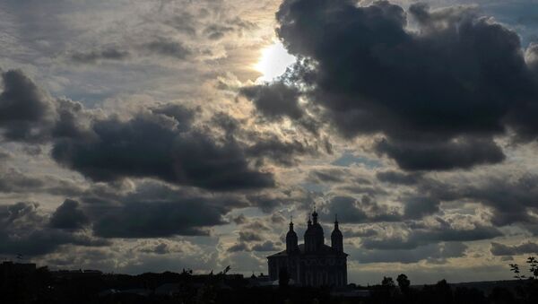 Закат в Смоленске. Архивное фото