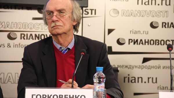 Дирижер оркестра Станислав Горковенко на пресс-конференции в РИА Новости 25 сентября