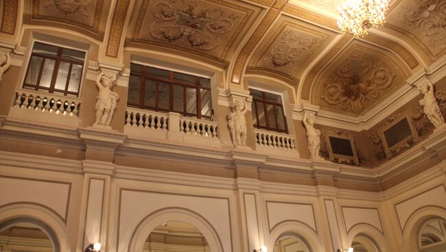 В помещениях основной сцены БДТ 26 сентября 2013 года