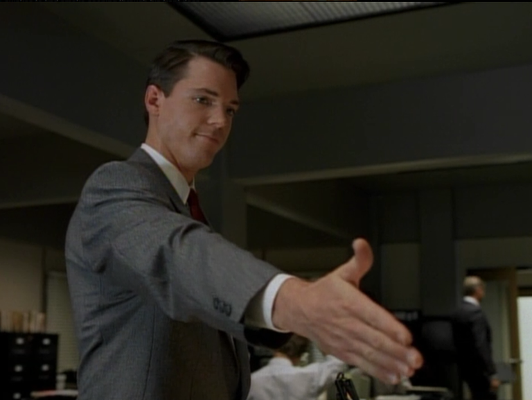 Актер Николас Лиа в телесериале Секретные материалы