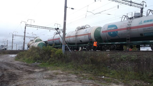 Сход с рельсов цистерн с пропаном в городе Буе Костромской области