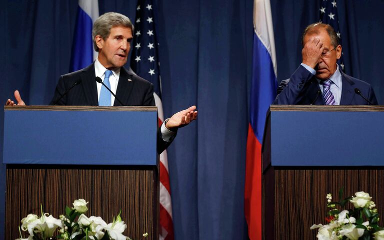 Джон Керри и Сергей Лавров в Женеве Джон Керри и Сергей Лавров в Женеве