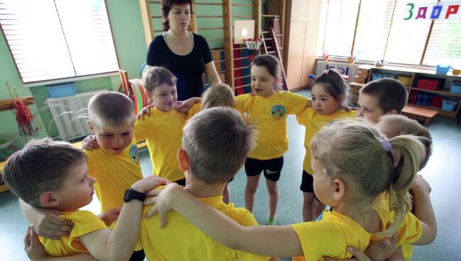 Оздоровительные занятия в детском саду №53 в Калининграде. Архивное фото