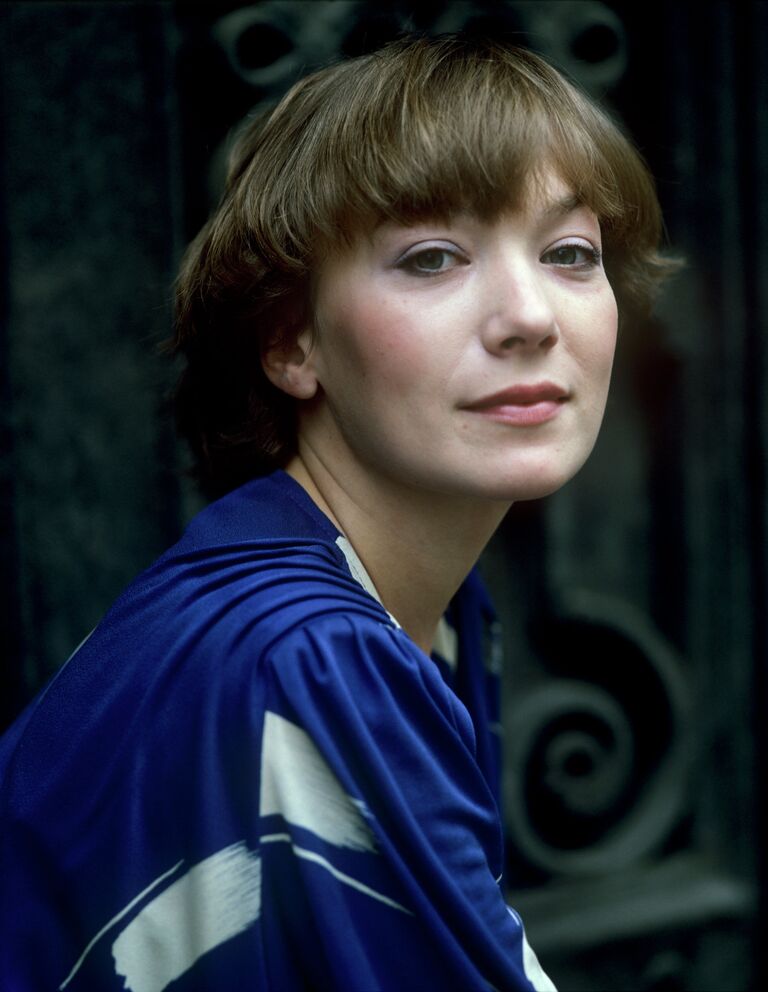 Актриса Елена Коренева Актриса Елена Коренева