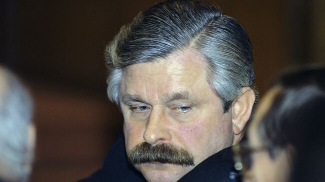 Вице-президент России Александр Руцкой. Архивное фото Вице-президент России Александр Руцкой. Архивное фото