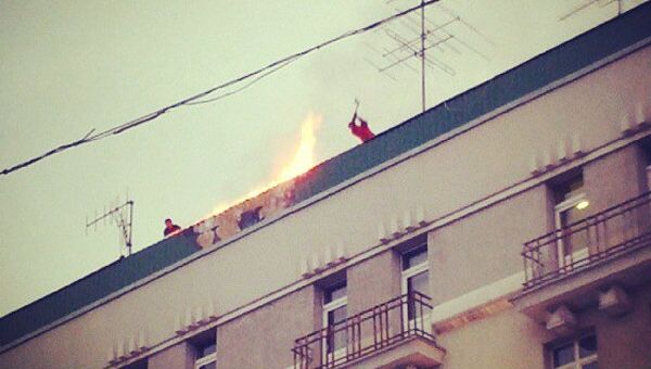 Возгорание на крыше здания по адресу Петровка, 38 в Москве. Фото с места события