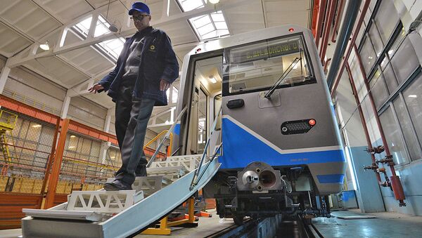 Трап и система подачи воздуха - специалисты о безопасности новых вагонов метро