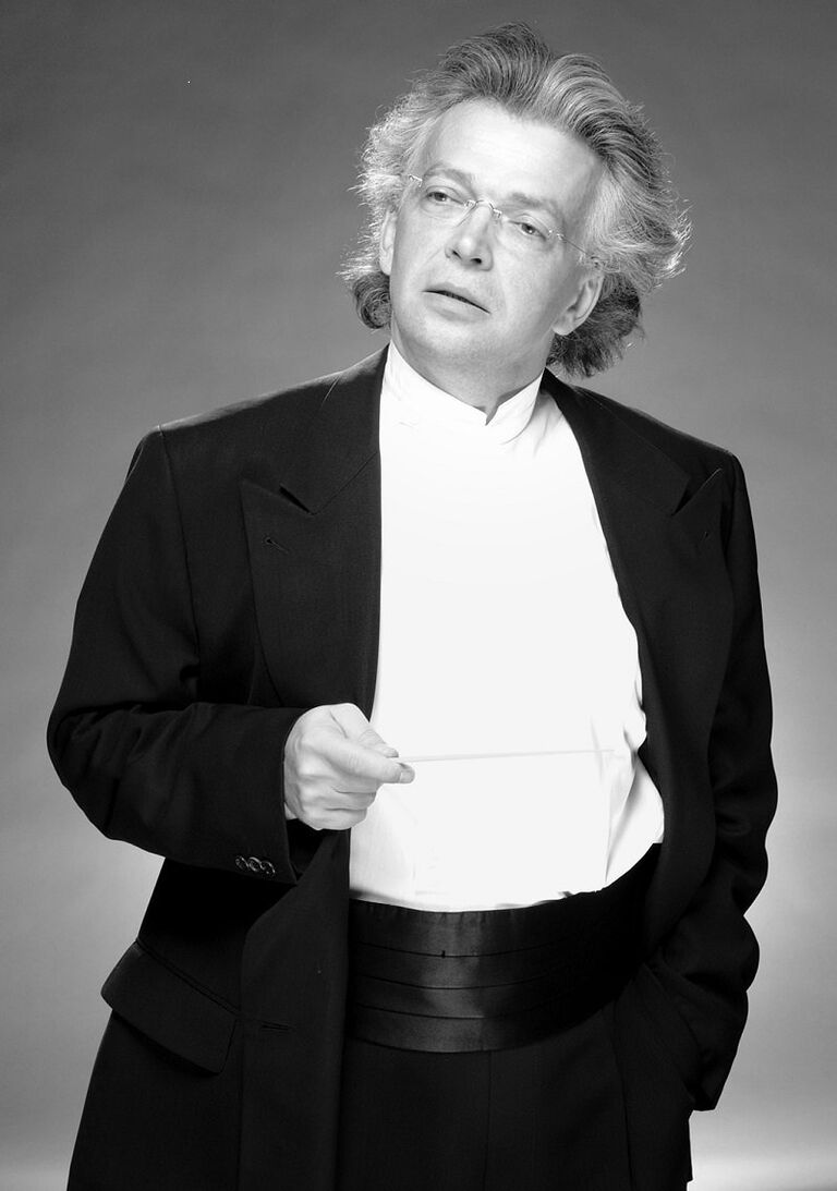 Дирижер Клаус Петер Флор Дирижер Клаус Петер Флор