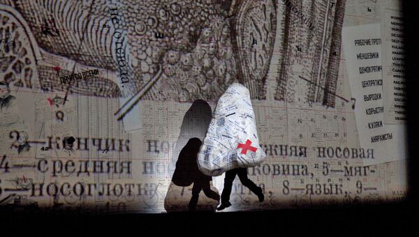 Постановка оперы Шостаковича Нос на сцене Метрополитен-опера