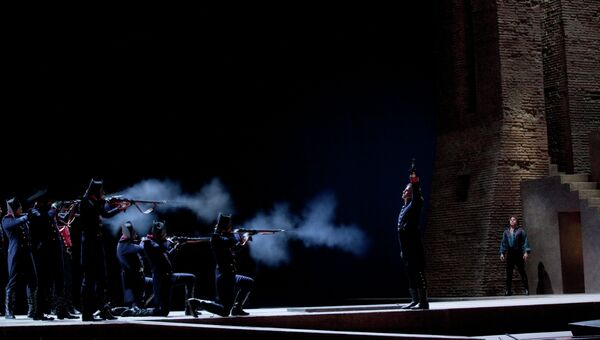 Постановка оперы Пуччини Тоска на сцене Метрополитен-опера