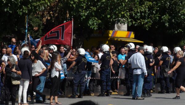 Митинг неонацистов возле Афинского суда. Архивное фото
