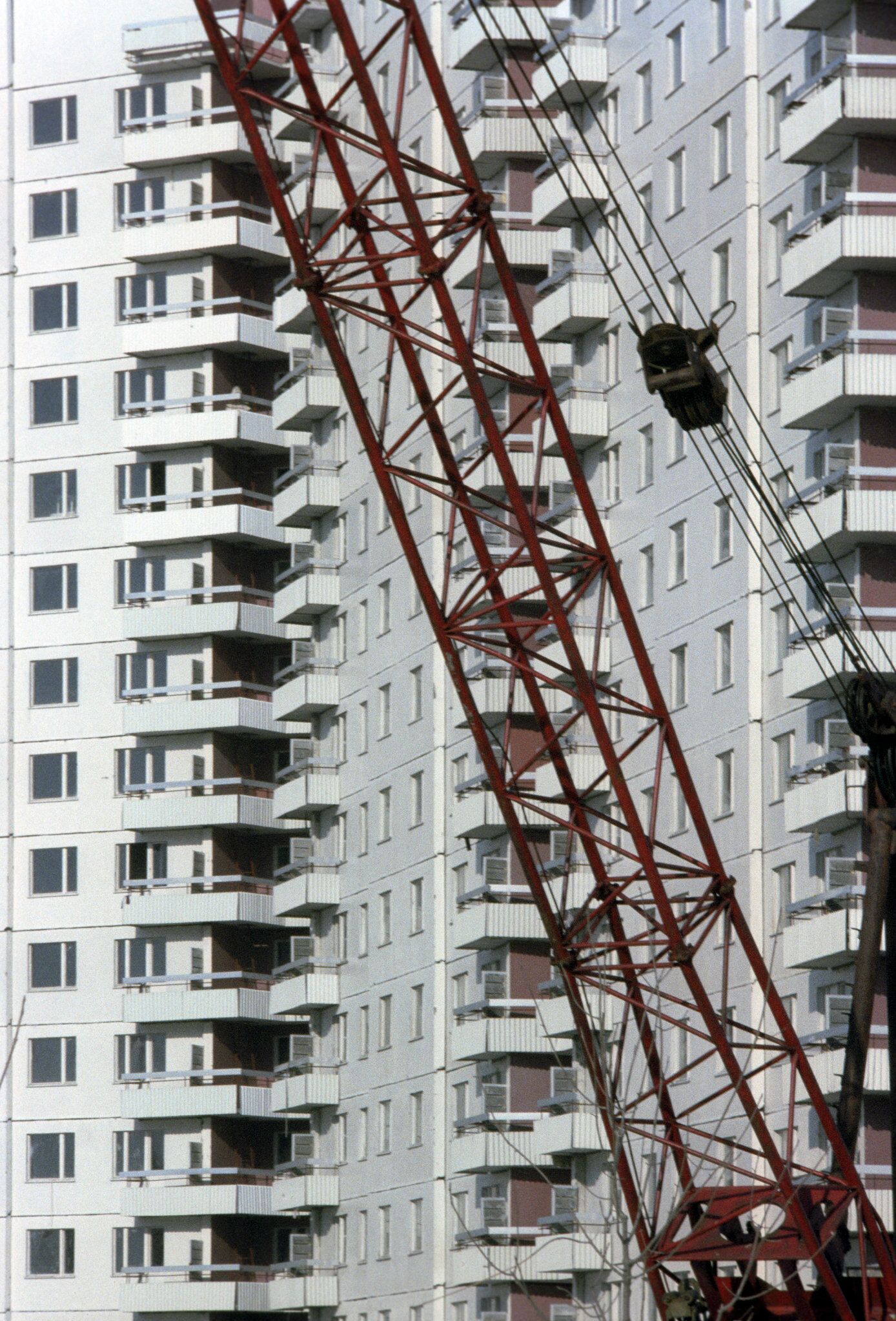 Строительство жилого дома Строительство жилого дома - РИА Новости, 1920, 16.12.2025