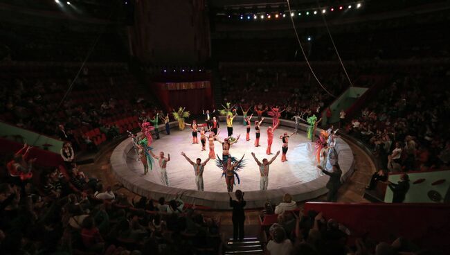 Прогон новой программы в цирке Славы Полунина Прогон новой программы в цирке Славы Полунина
