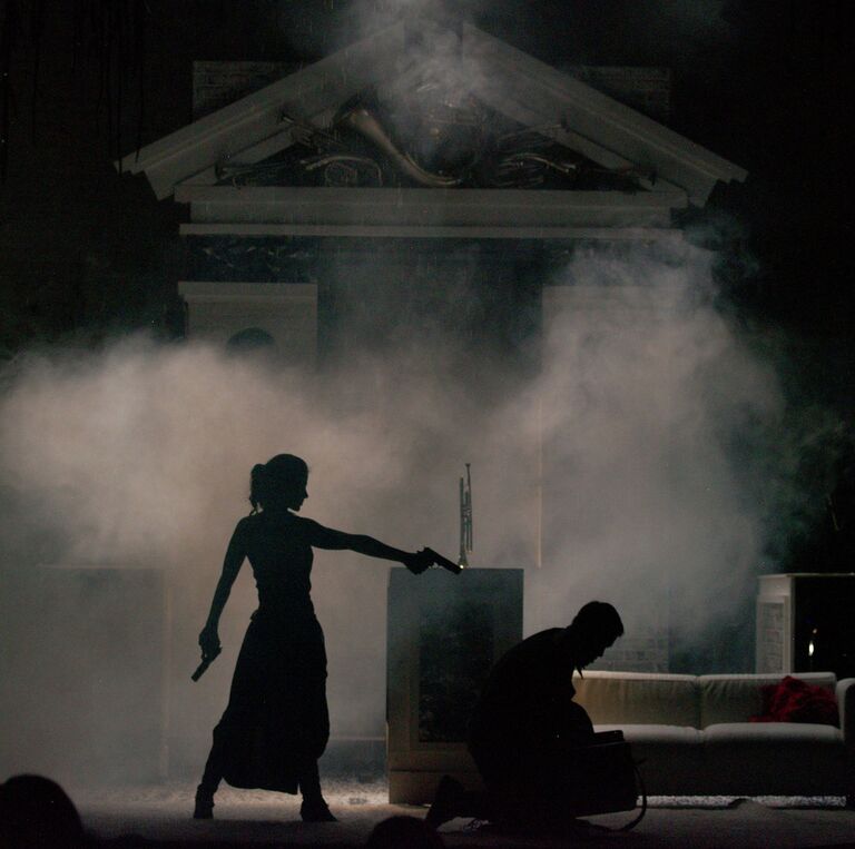 Сцена из спектакля Гедда Габлер Сцена из спектакля Гедда Габлер