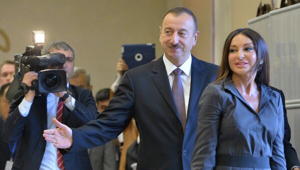 Действующий президент Республики Азербайджан Ильхам Алиев с супругой Мехрибан. Архивное фото