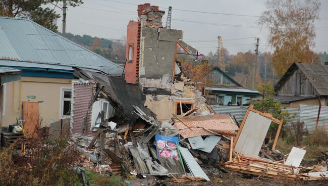 Развалины дома Светланы Воложаниной в Камышенском переулке в Новосибирске