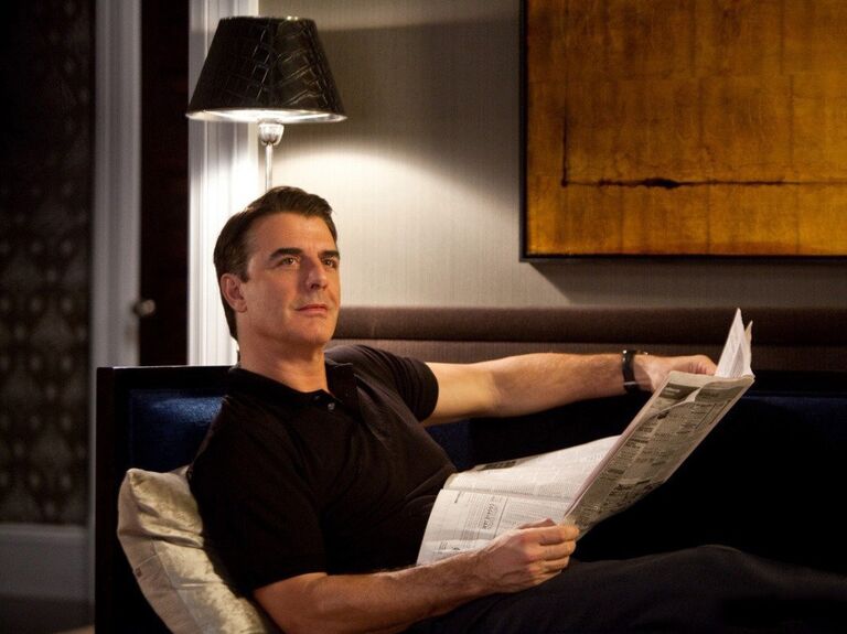 Брюнеткамен көлікте миль порно