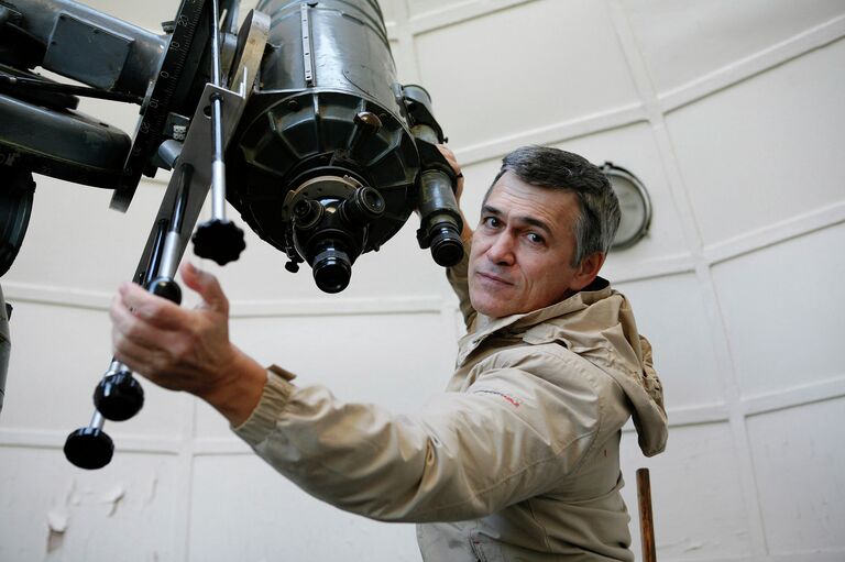 Сурдин Владимир Георгиевич, кандидат физико-математических наук. Архивное фото Сурдин Владимир Георгиевич, кандидат физико-математических наук. Архивное фото