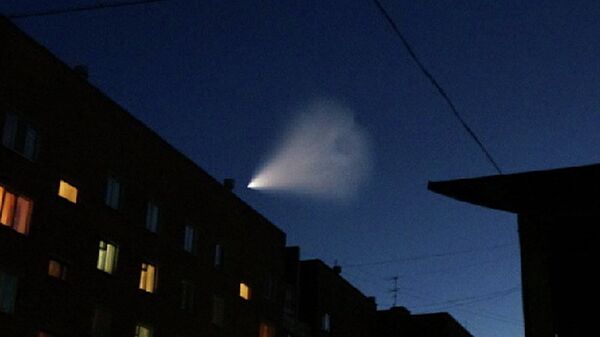 Неопознанный летающий объект в небе Екатеринбурга. Фото с места события