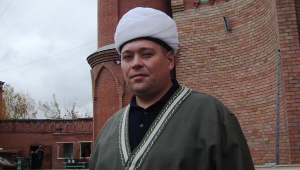 Имам-хатыб новосибирской соборной мечети Салим Шакирзянов
