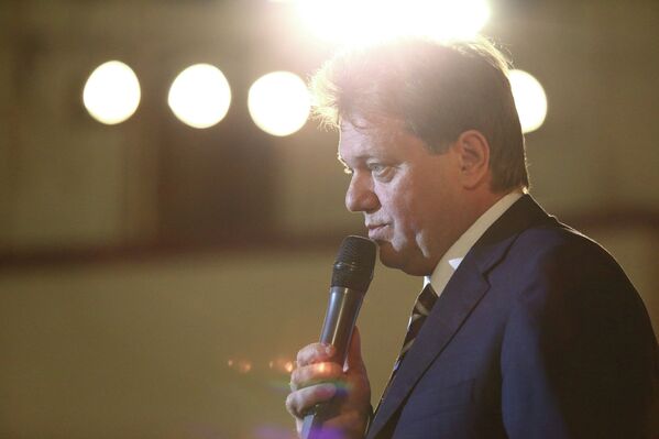 Иван Кляйн на встрече с избирателями, Большой концертный зал в Томске