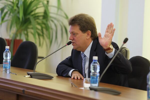 Иван Кляйн на встрече с избирателями в Пенсионном фонде России по Томской области
