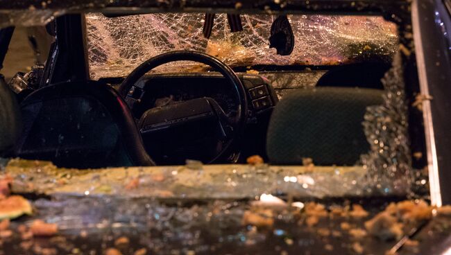 Последствия массовых беспорядков в московском районе Бирюлево. Последствия массовых беспорядков в московском районе Бирюлево.