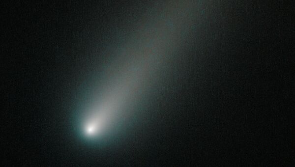 Снимок кометы ISON, сделанный телескопом Хаббл